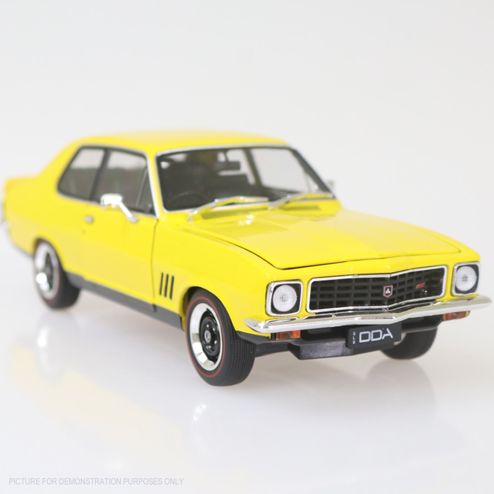 DDA Collectibles Series - 1:24 Yellow LJ GTR Holden Torana Fully Detailed